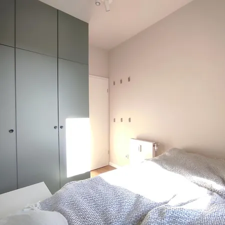 Urban Jungle Retreat