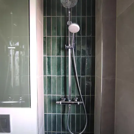 Urban Jungle Retreat *