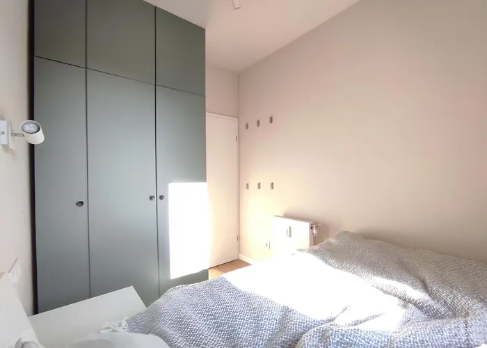 Urban Jungle Retreat