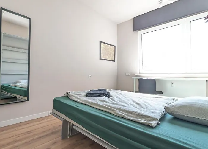 Urban Jungle Retreat