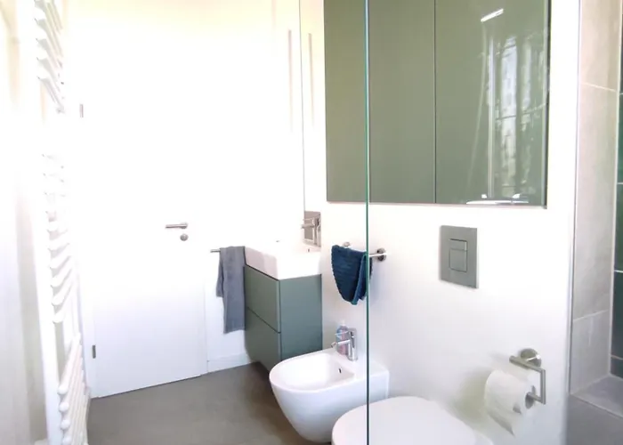 Urban Jungle Retreat Апартаменты